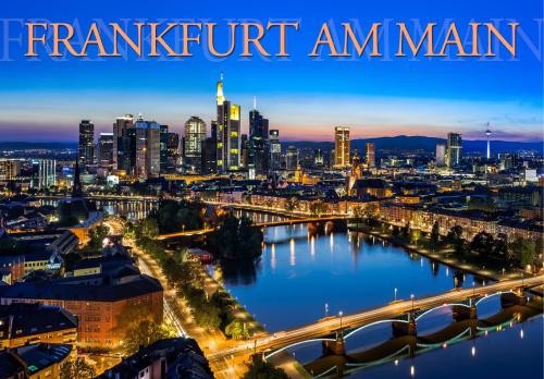 Große Postkarte "Frankfurt" Skyline Nacht 170*120mm PKFF1469